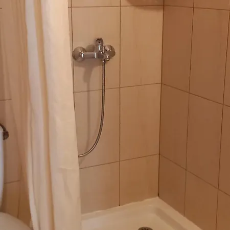 съни бей